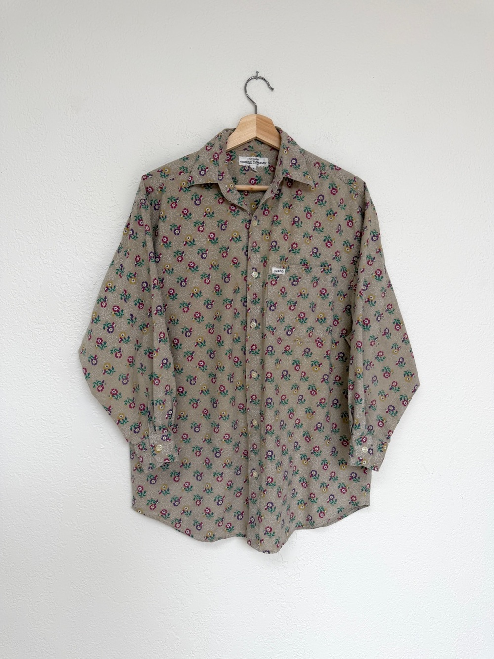 VINTAGE GUESS tan floral long sleeve button down shirt / size L